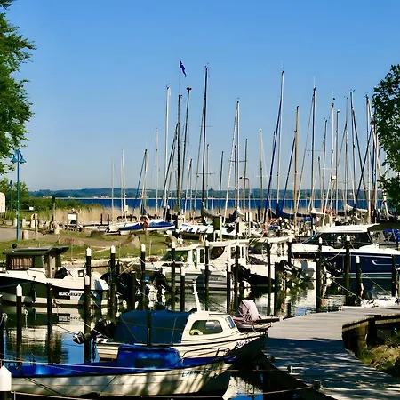Zur Ostsee アパート *
